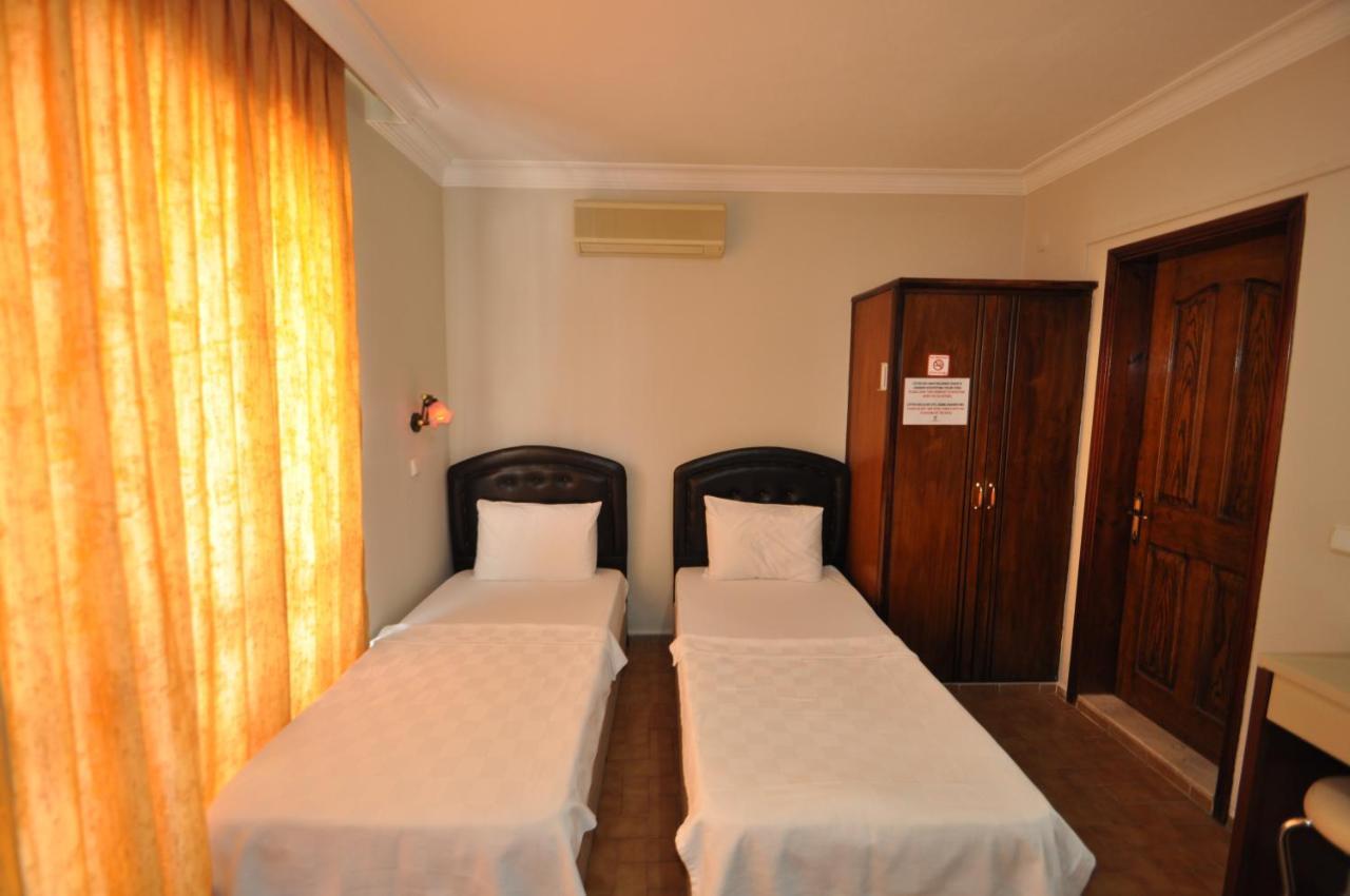 Defne & Zevkim Hotel Marmaris Exterior foto