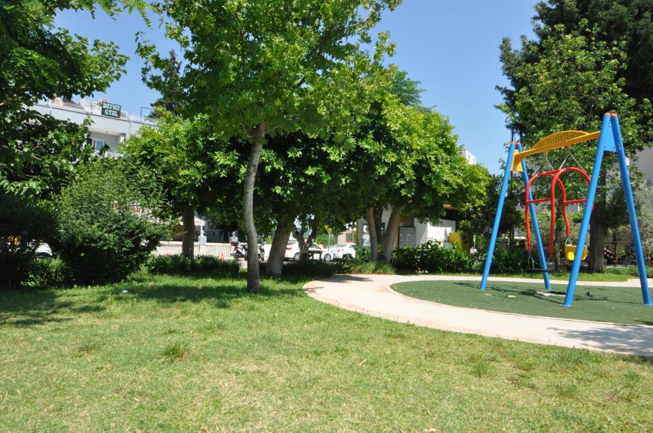 Defne & Zevkim Hotel Marmaris Exterior foto
