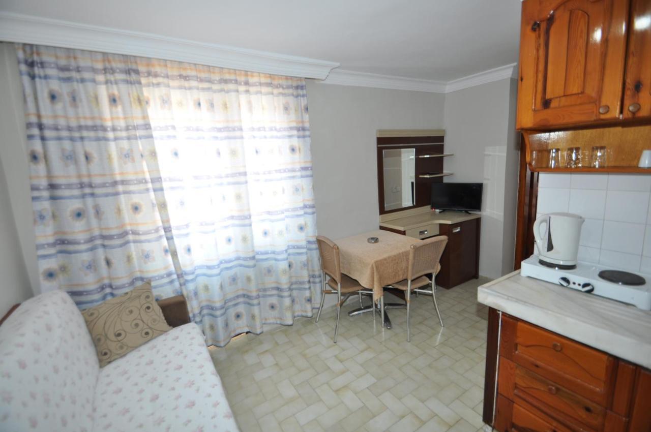 Defne & Zevkim Hotel Marmaris Exterior foto